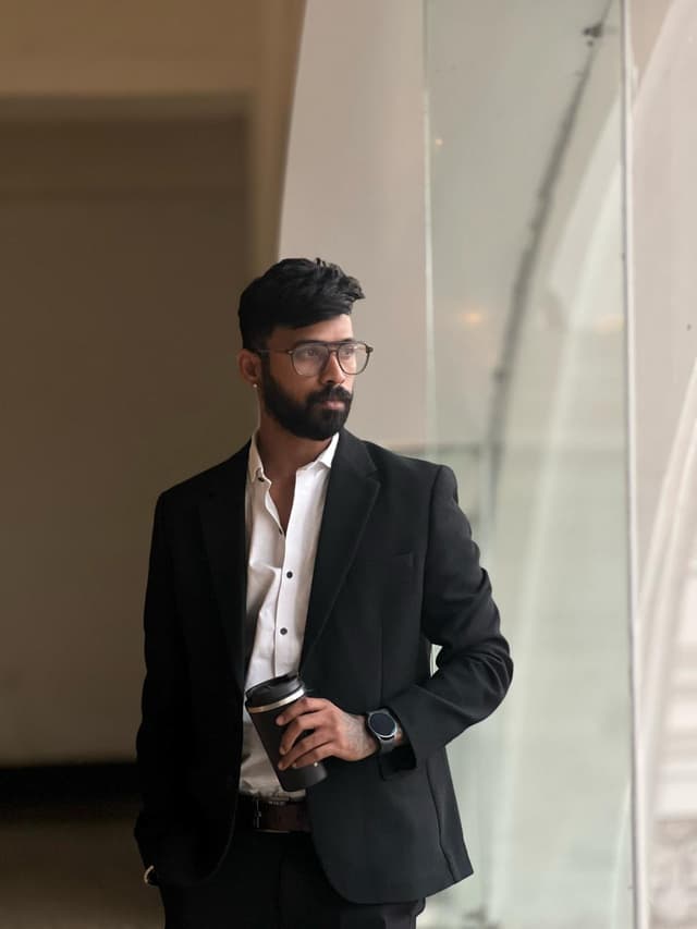 Akshay Sir — Founder & Lead Mentor, Finvision